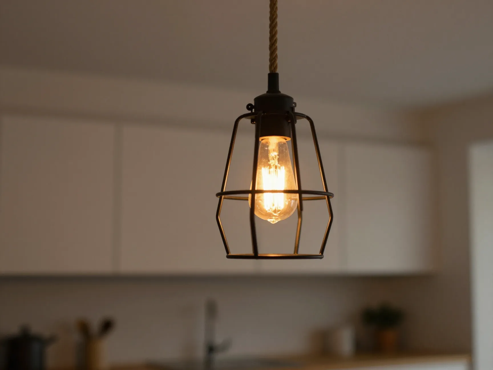 Choose lighting that mimics the offshore environment
