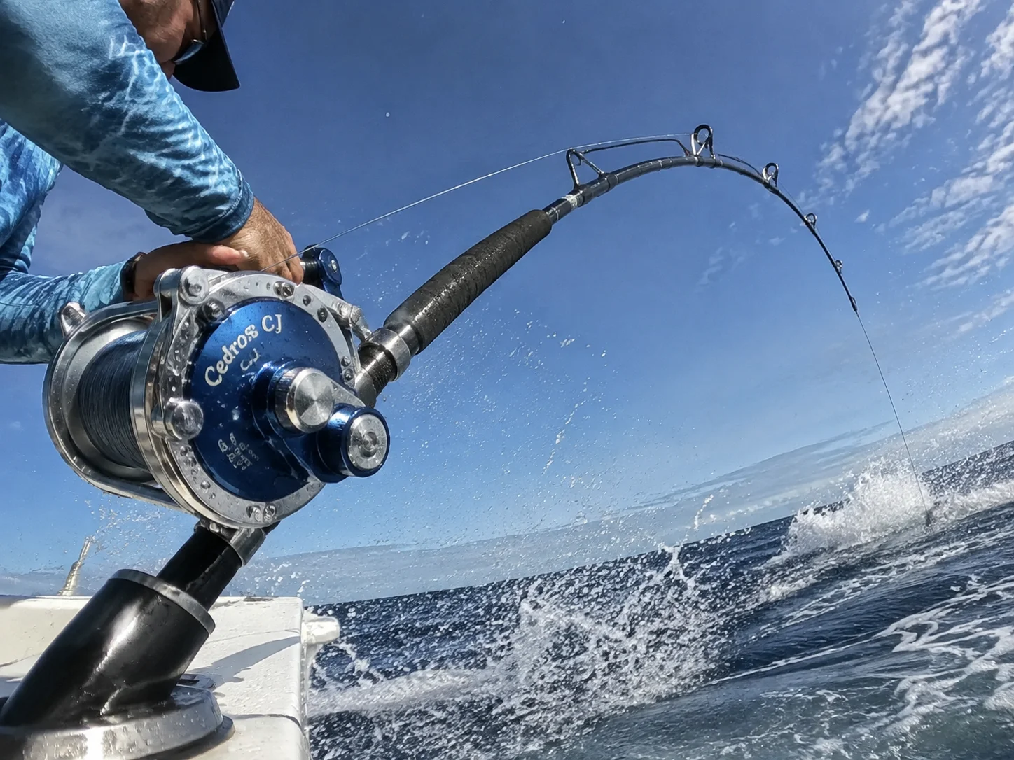 Okuma cedros cj jigging combo