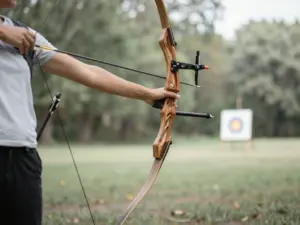Read more about the article 8 Items for the Ultimate Archery Equipment List